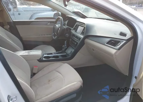 2016 Hyundai Sonata Se z USA, uszkodzony, nr VIN 5NPE24AFXGH404821